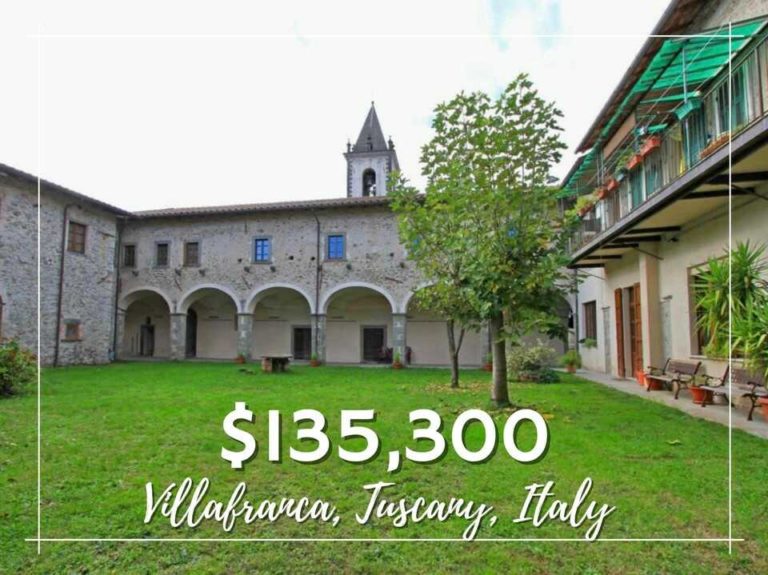 House in Villafranca, Italy